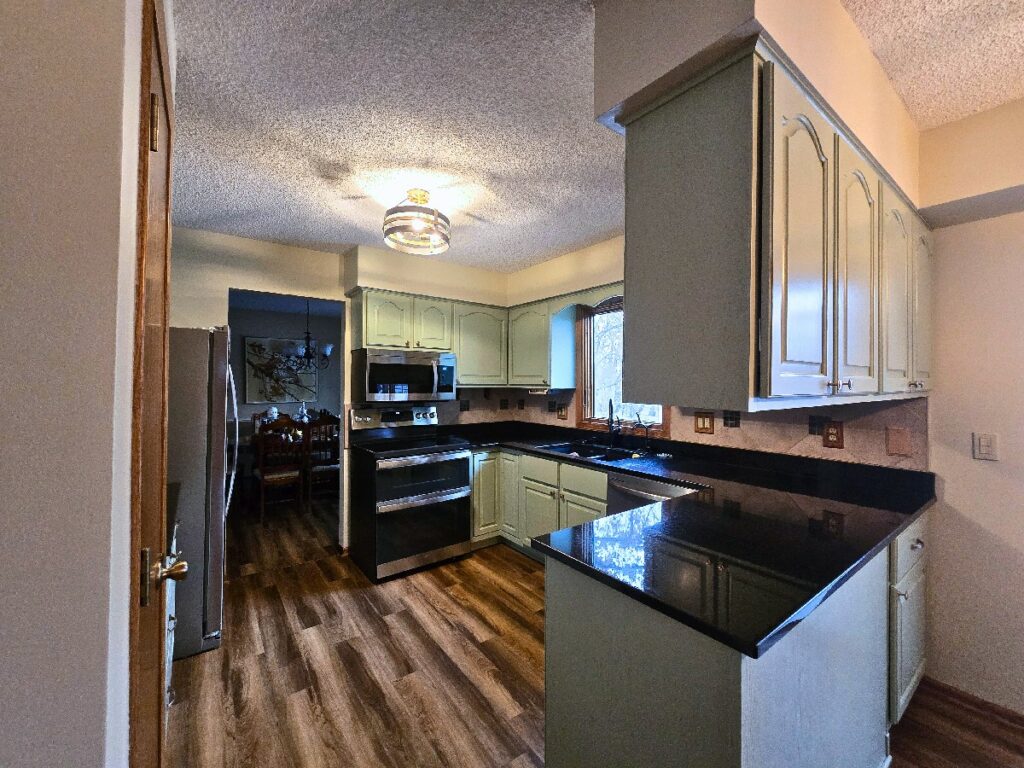 Nancy H. in Ankeny's Interior Kitchen Walls Painted